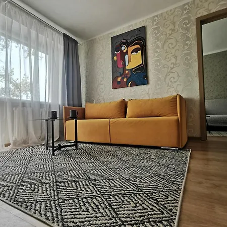 Lina With Balcony Apartment