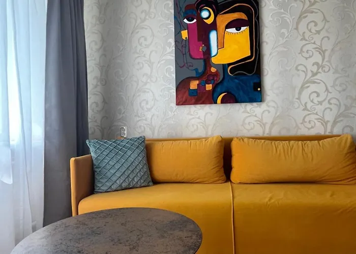 Lina With Balcony شقة