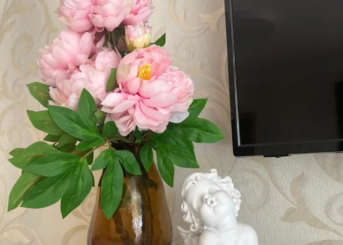 Lina With Balcony شقة